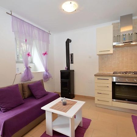 Apartment Hrasta Vrana  Экстерьер фото