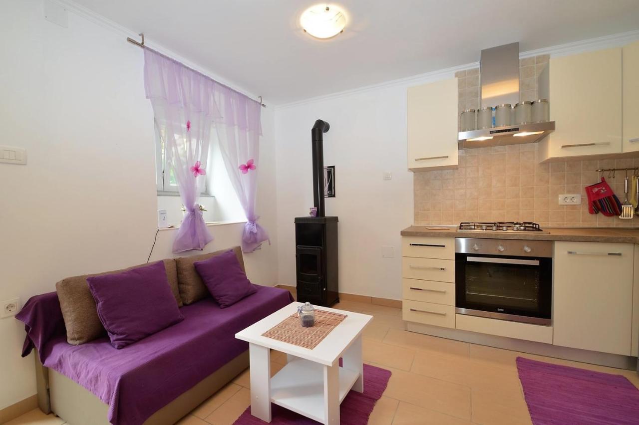 Apartment Hrasta Vrana  Экстерьер фото
