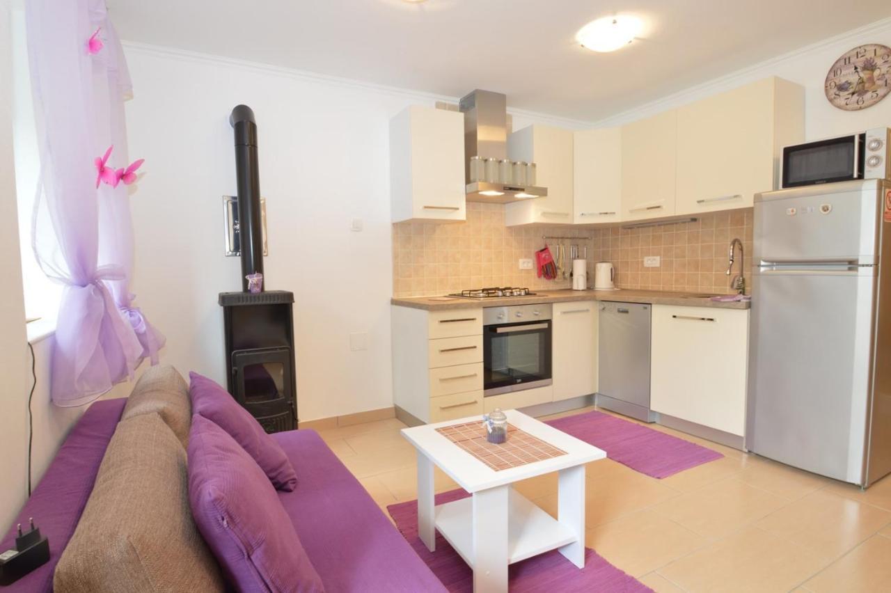 Apartment Hrasta Vrana  Экстерьер фото