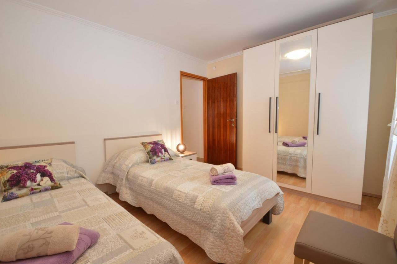 Apartment Hrasta Vrana  Экстерьер фото